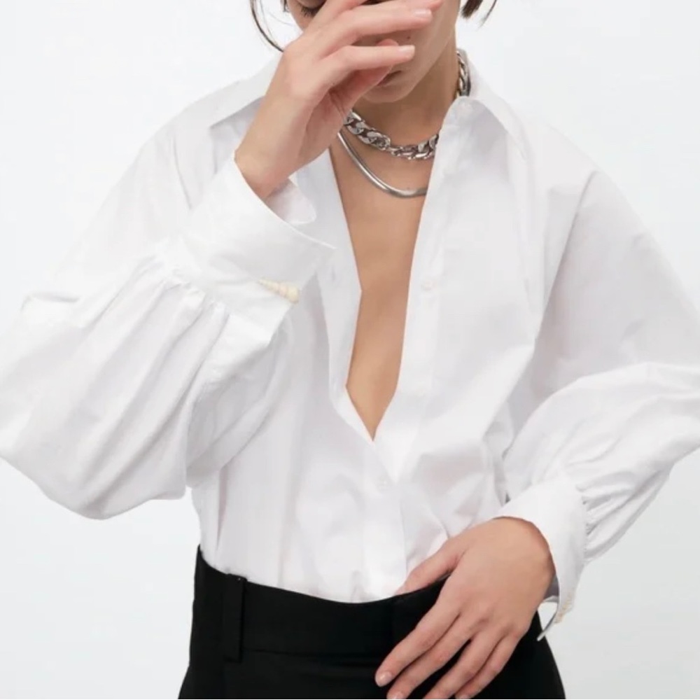 NWT Zara balloon sleeves / poplin shirt with shell buttons size L
